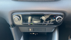 Toyota Yaris 1.5 Hybrid Design 5dr CVT Hybrid Hatchback